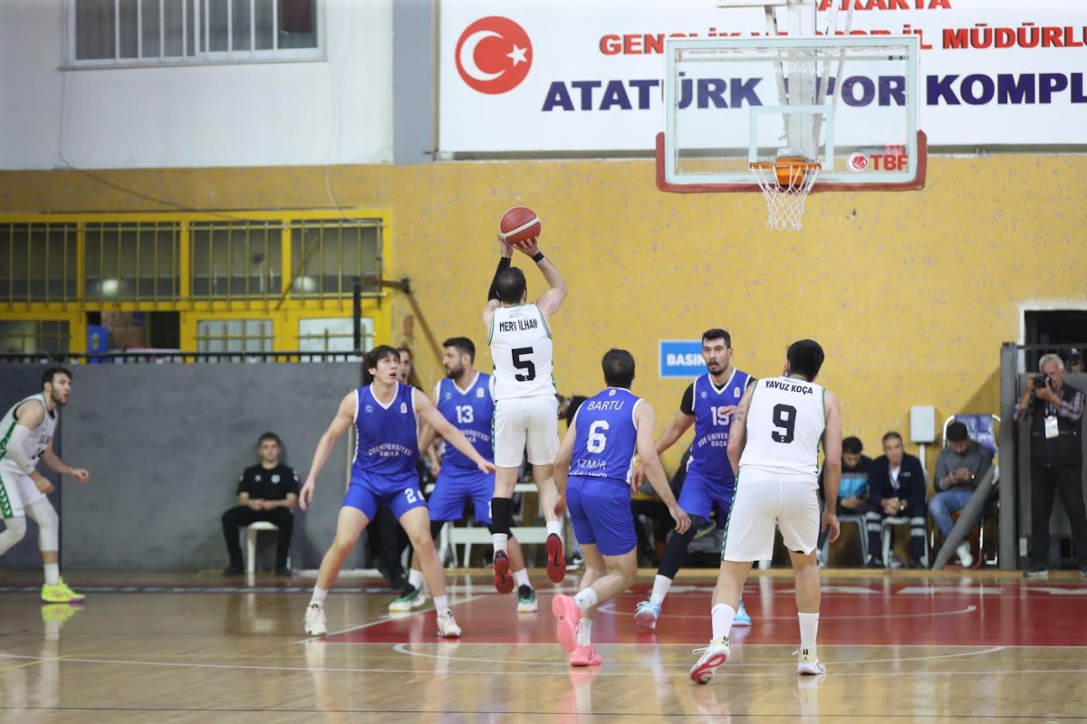 Çeyrek Finalde Çiftlikköy’ü Ağırlıyor