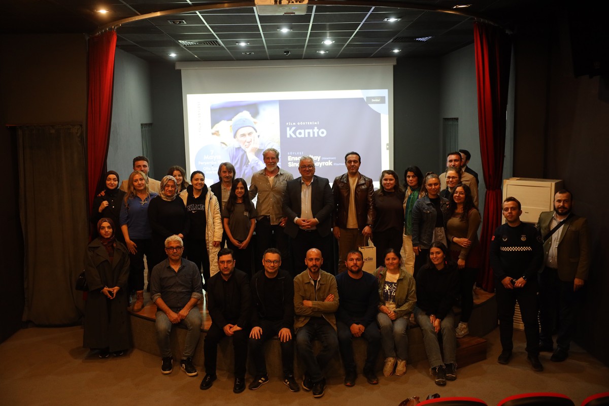 Ensar Altay ve Sinan Albayrak sinemaseverlerle buluştu