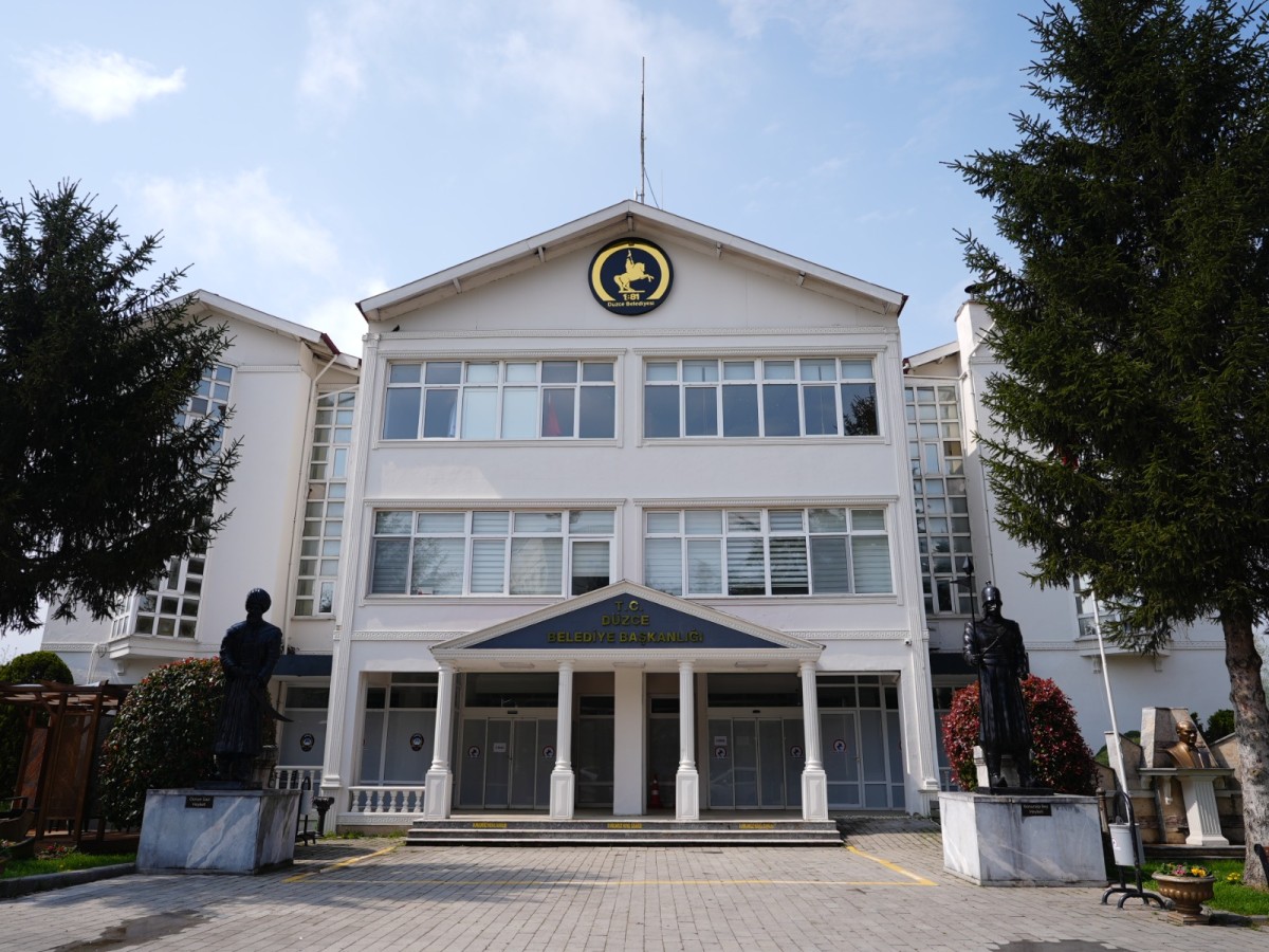 DOLANDIRICILARA DİKKAT