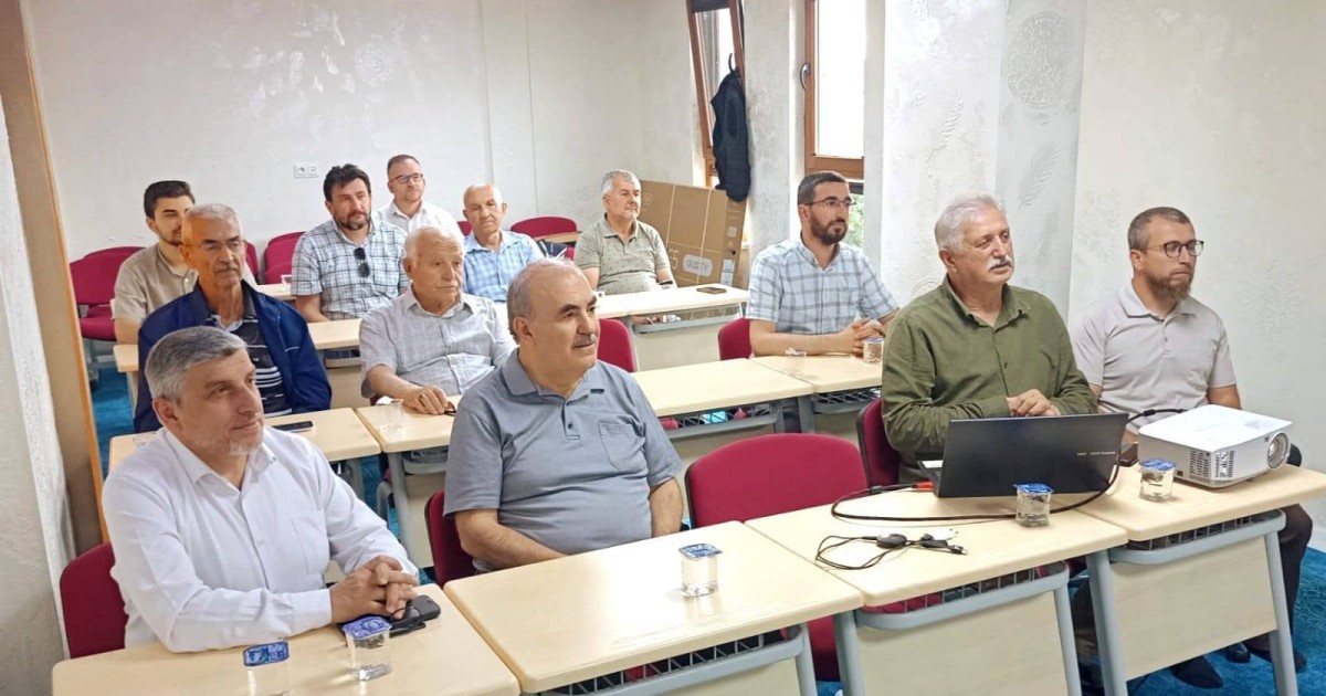 ‘Saim Özel, Hat Sanatını Bizim Nesle Aktaran Bir Kahramanlardan’