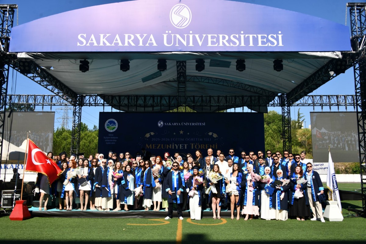 SAU’de gurur dolu mezuniyet sevinci