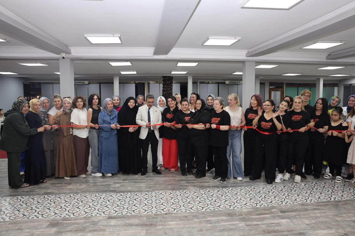 Kadın Kulübü Hizmete Açıldı