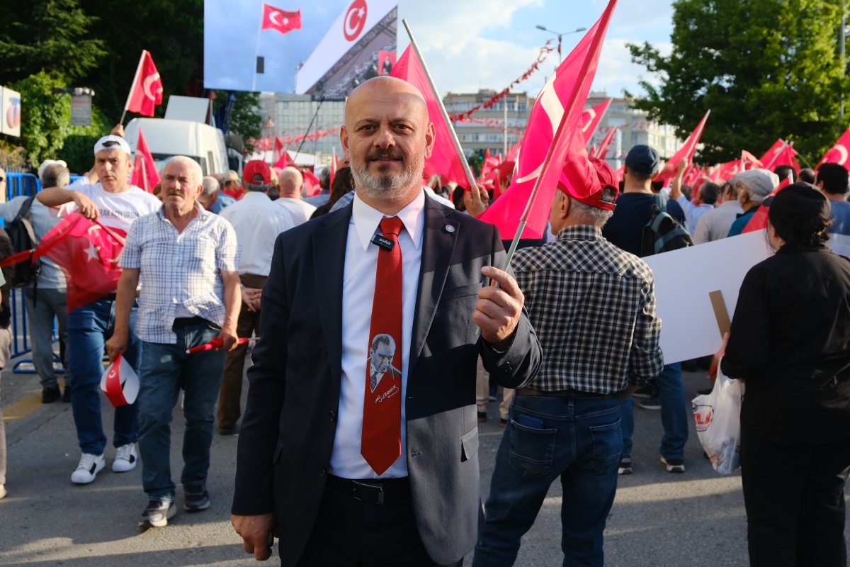 Sarıoğlu’ndan “Çerçeve Yasa” tepkisi: “Türkiye Cumhuriyeti pazarlık konusu yapılamaz”