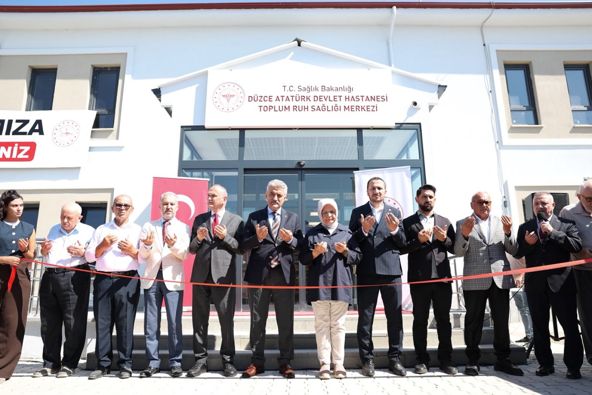 BAŞKAN ÖZLÜ’DEN SAĞLIK KAMPÜSLERİ AÇIKLAMASI