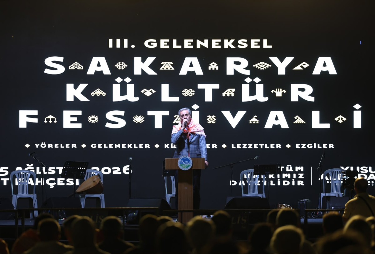 “Geleneklerimiz en büyük zenginliğimizdir”